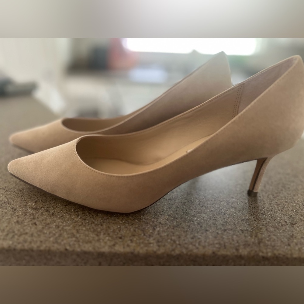 Nina Shoes Elegant Beige Heels Never worn